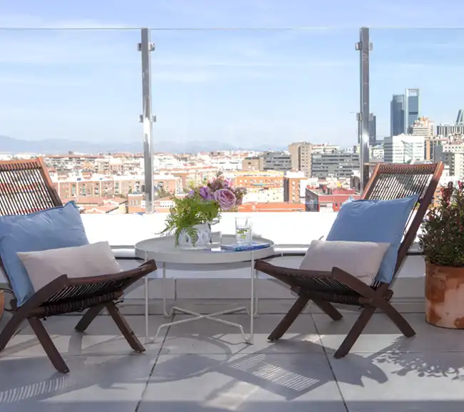 Bernabéu - Terraza con bellos rincones