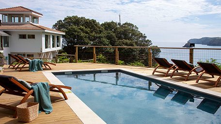la-peninsula-piscina-vistas